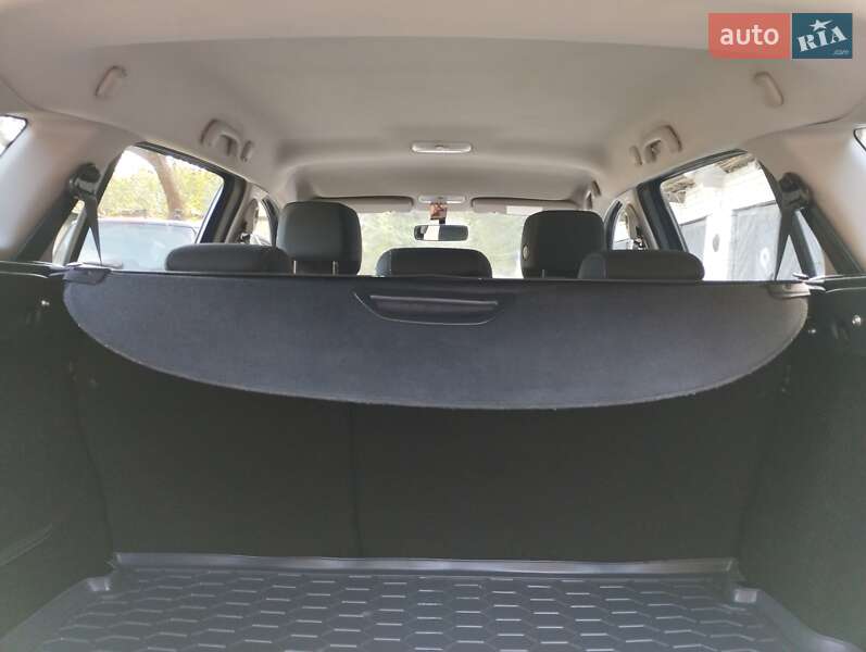 Универсал Renault Megane 2010 в Остроге