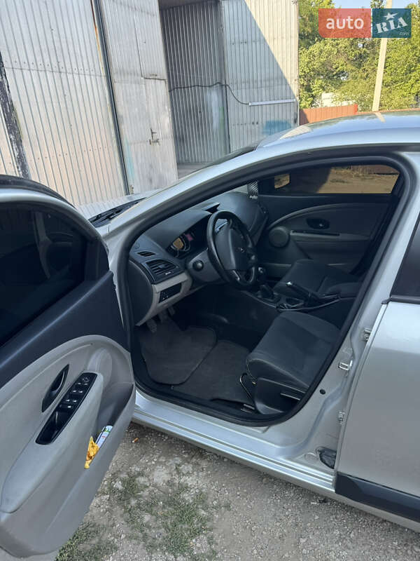 Универсал Renault Megane 2012 в Кривом Роге фото 12 Универсал Renault Megane 2012 в Кривом Роге
