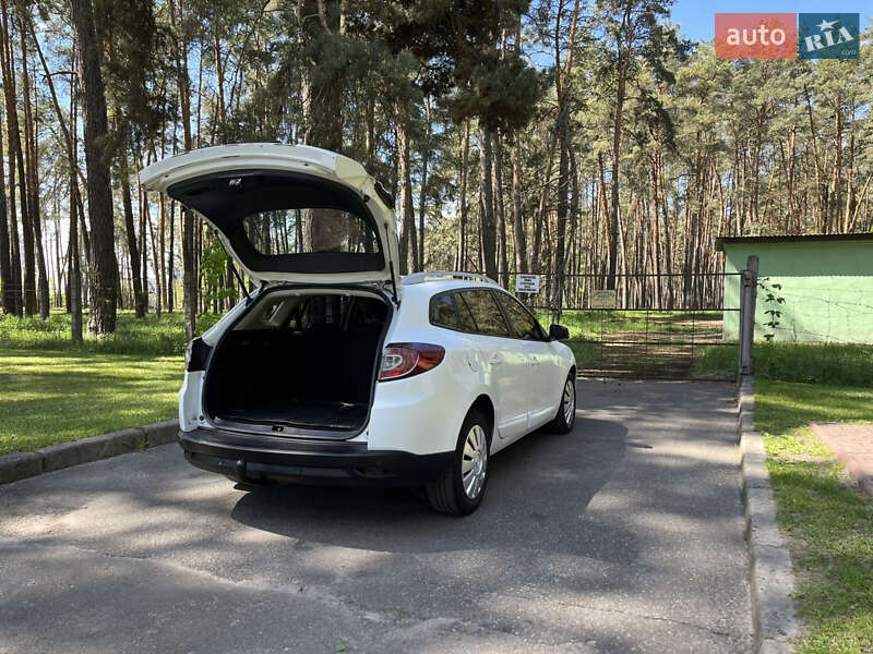 Універсал Renault Megane 2012 в Чернігові фото 13 Універсал Renault Megane 2012 в Чернігові