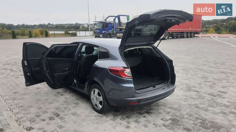 Универсал Renault Megane 2015 в Виннице фото 14 Универсал Renault Megane 2015 в Виннице