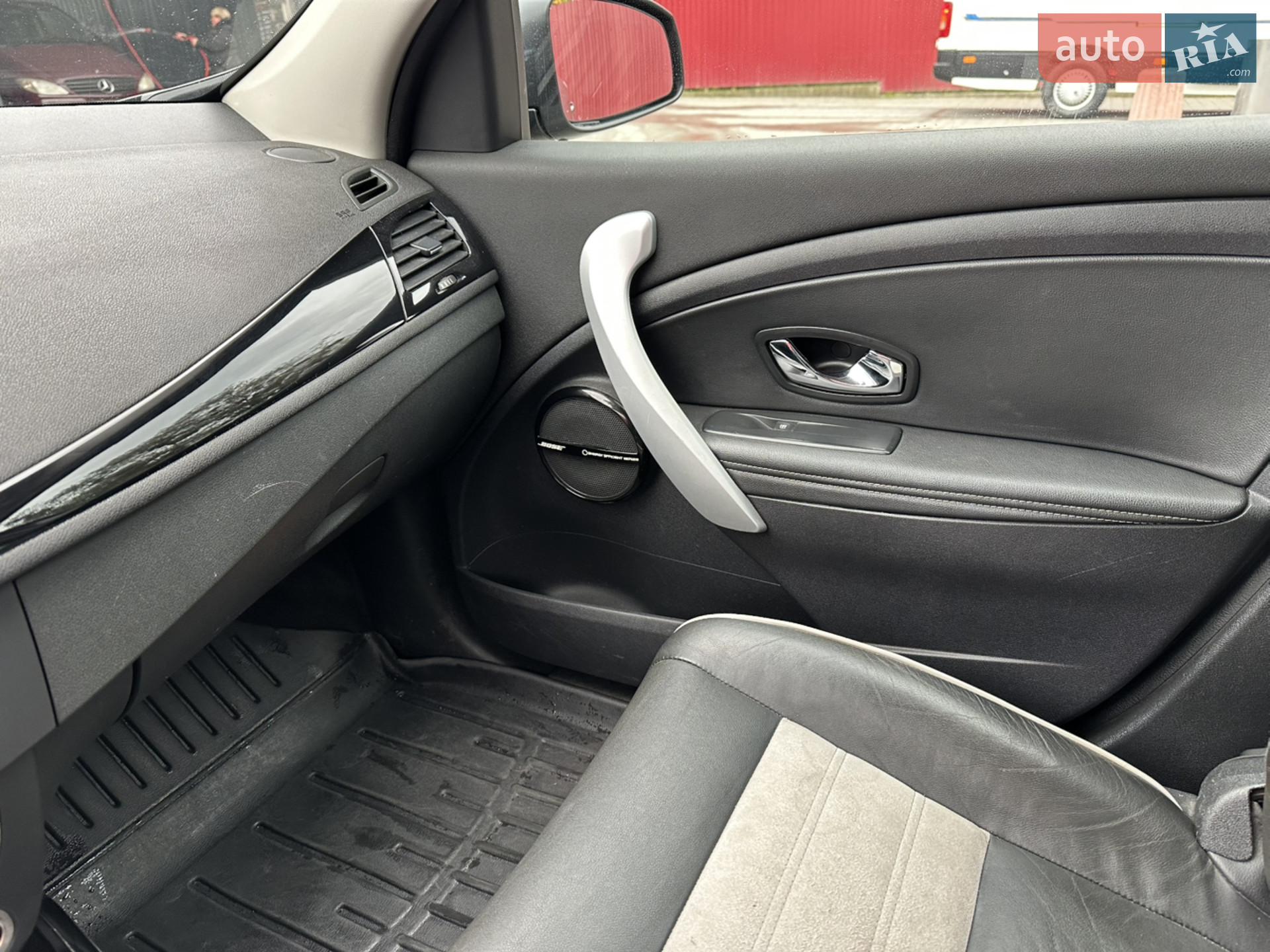 2012 Renault Megane - мініатюра 22