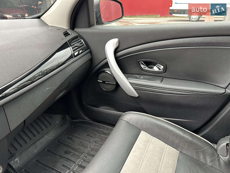 Универсал Renault Megane 2012 в Бродах фото 22 Универсал Renault Megane 2012 в Бродах