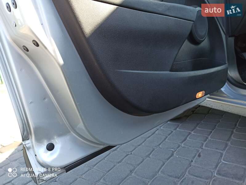 Універсал Renault Megane 2011 в Новомосковську фото 20 Універсал Renault Megane 2011 в Новомосковську