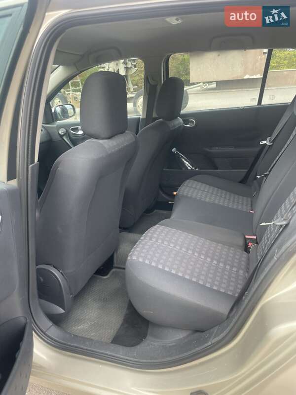 Универсал Renault Megane 2007 в Кривом Роге фото 10 Универсал Renault Megane 2007 в Кривом Роге