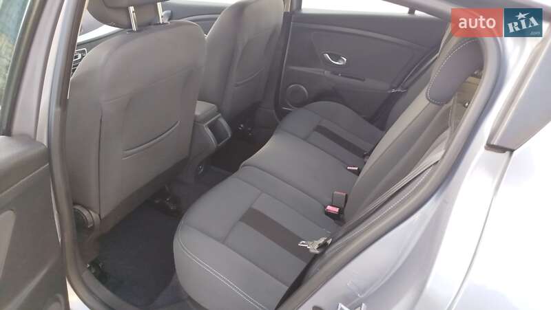 Хетчбек Renault Megane 2009 в Дніпрі фото 22 Хетчбек Renault Megane 2009 в Дніпрі