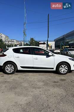 Хетчбек Renault Megane 2014 в 