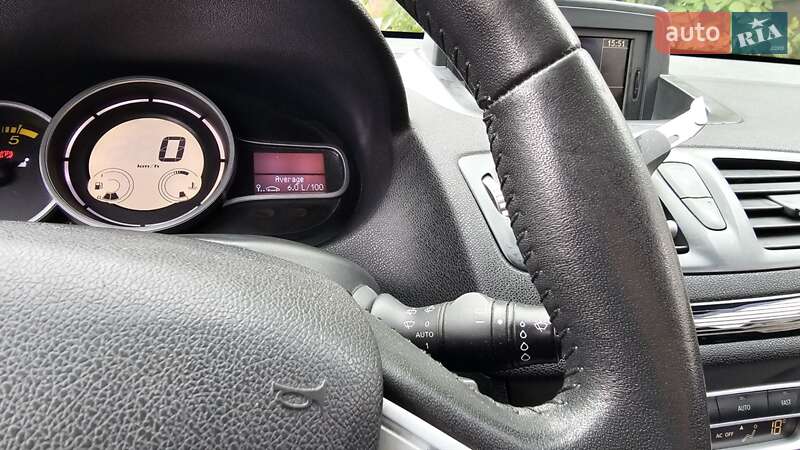 Универсал Renault Megane 2011 в Ивано-Франковске фото 13 Универсал Renault Megane 2011 в Ивано-Франковске
