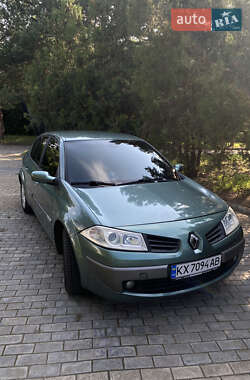 Седан Renault Megane 2006 в Дергачах