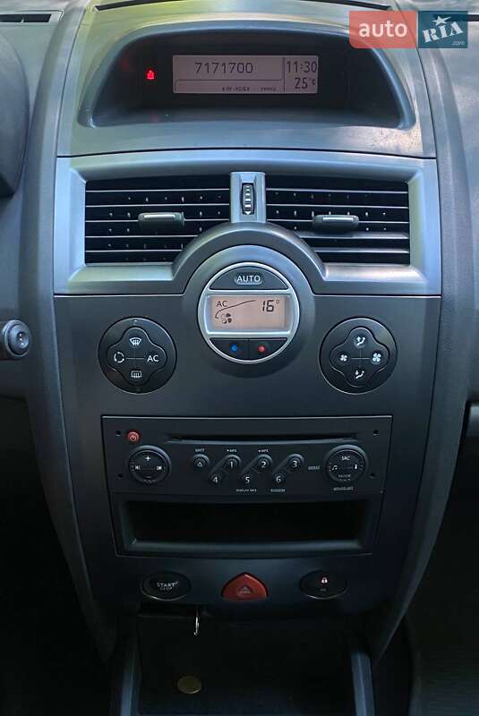 Седан Renault Megane 2007 в Дніпрі фото 14 Седан Renault Megane 2007 в Дніпрі