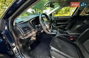 Хэтчбек Renault Megane 2017 в 