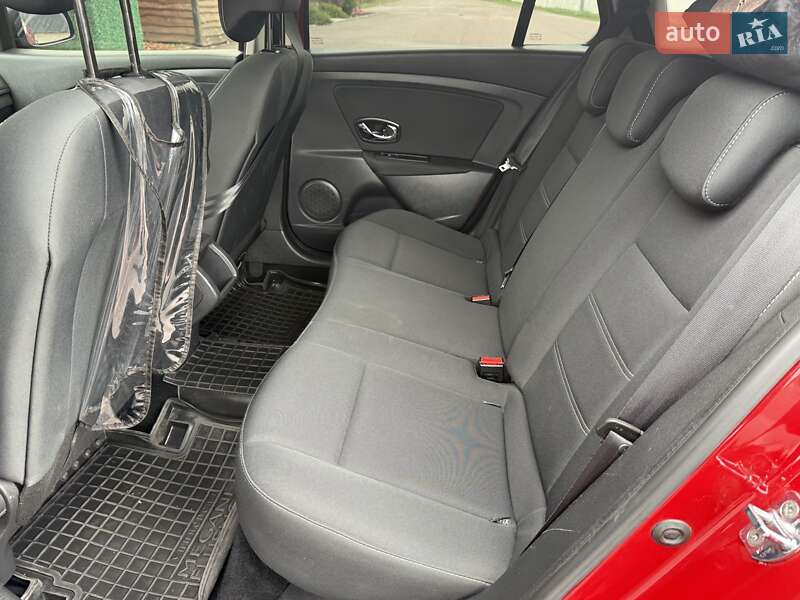 Універсал Renault Megane 2014 в Борисполі фото 47 Універсал Renault Megane 2014 в Борисполі