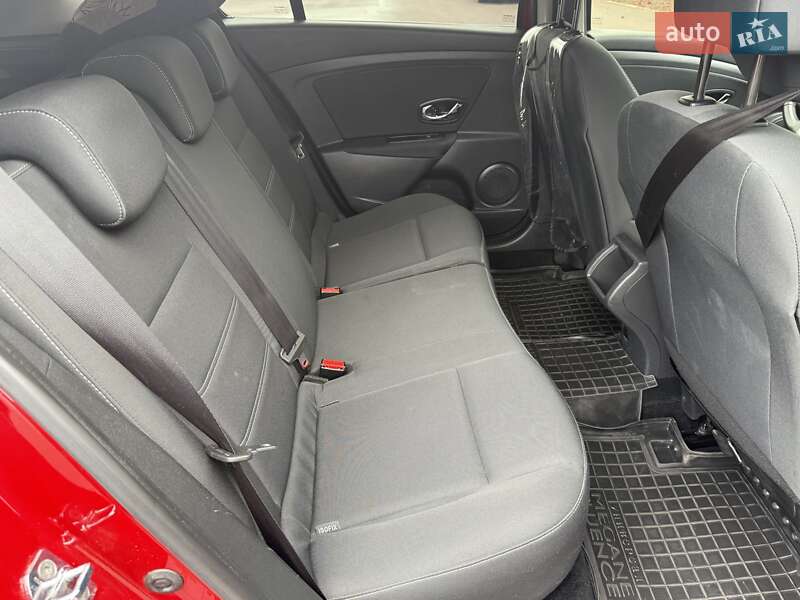 Універсал Renault Megane 2014 в Борисполі фото 48 Універсал Renault Megane 2014 в Борисполі