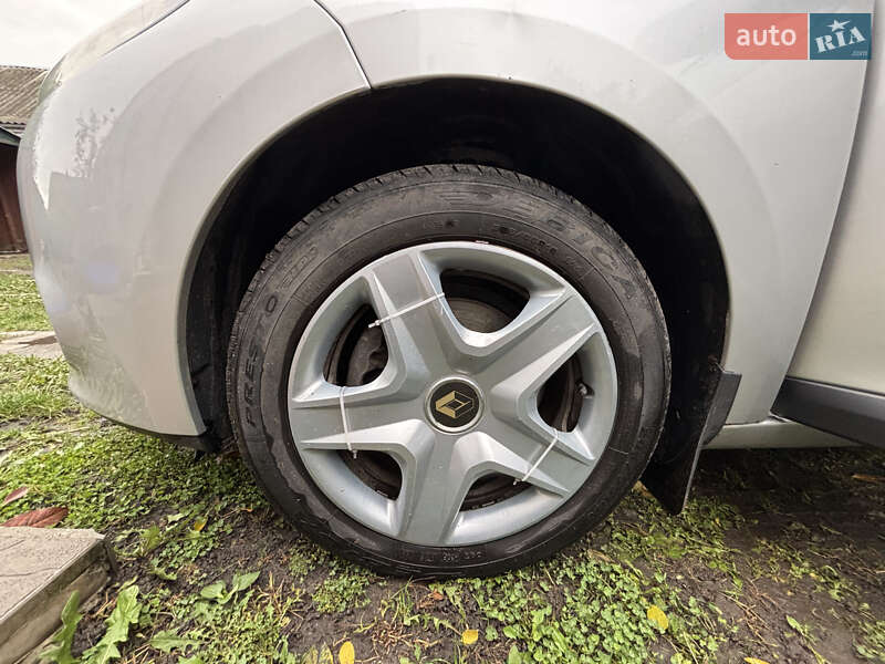 Универсал Renault Megane 2011 в Мироновке фото 8 Универсал Renault Megane 2011 в Мироновке