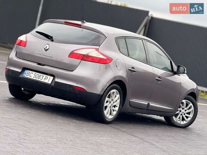 Хэтчбек Renault Megane 2013 в Самборе