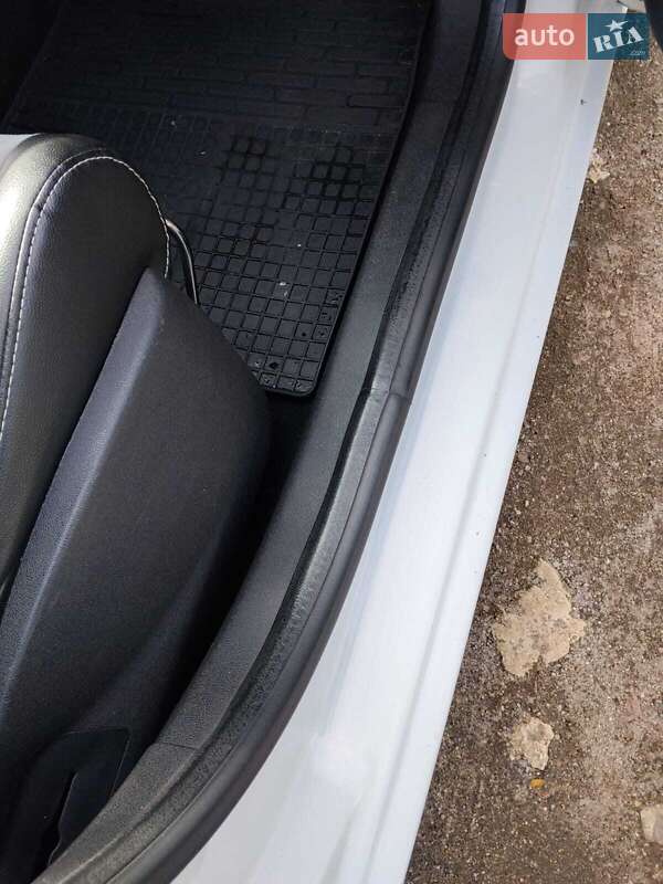 Універсал Renault Megane 2010 в Тернополі фото 18 Універсал Renault Megane 2010 в Тернополі