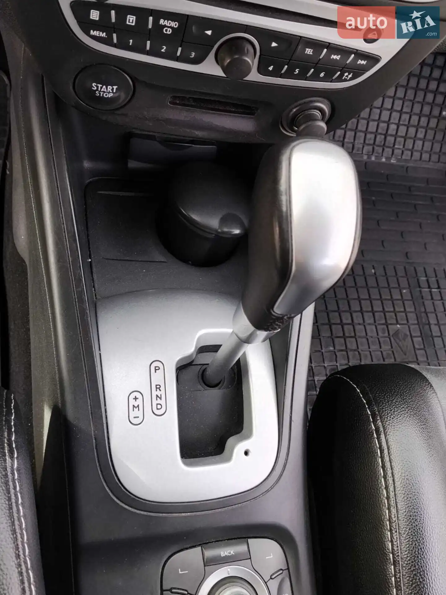 2010 Renault Megane - мініатюра 24