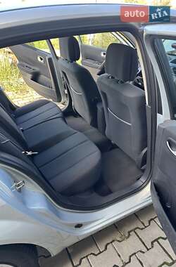 Седан Renault Megane 2003 в 