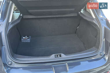Хэтчбек Renault Megane 2012 в 