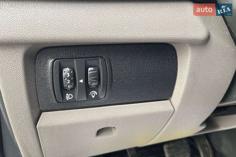 Хетчбек Renault Megane 2011 в Стрию фото 13 Хетчбек Renault Megane 2011 в Стрию