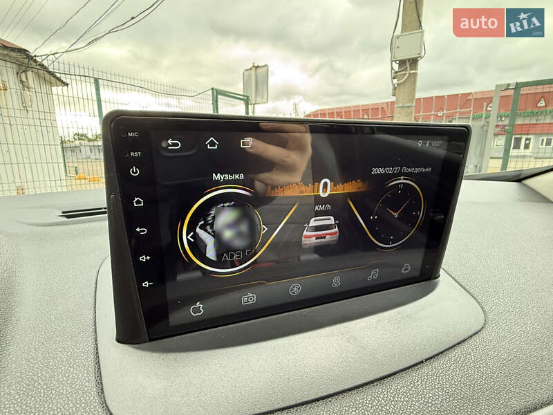 Універсал Renault Megane 2010 в Києві фото 17 Універсал Renault Megane 2010 в Києві