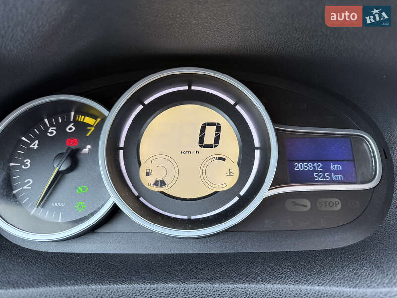 Універсал Renault Megane 2010 в Києві фото 19 Універсал Renault Megane 2010 в Києві