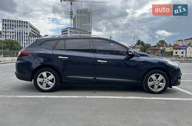 Универсал Renault Megane 2010 в 