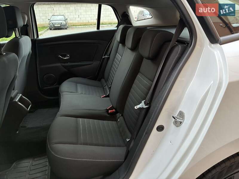 Універсал Renault Megane 2016 в Луцьку фото 27 Універсал Renault Megane 2016 в Луцьку