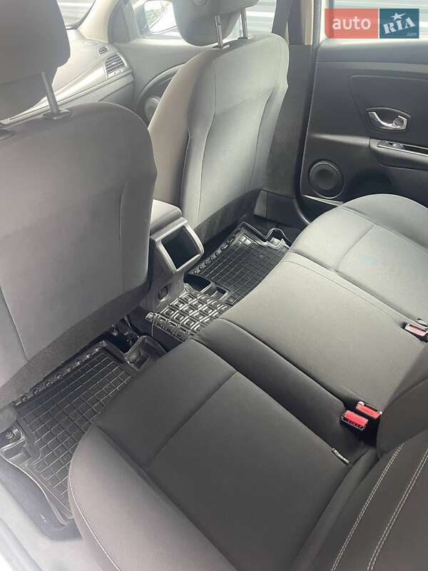 Універсал Renault Megane 2013 в Луцьку