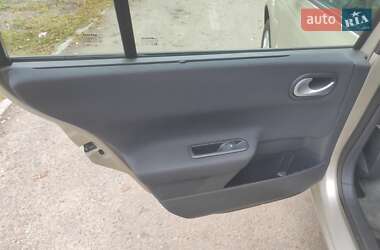Универсал Renault Megane 2009 в 