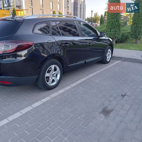 Универсал Renault Megane 2009 в Белогородке