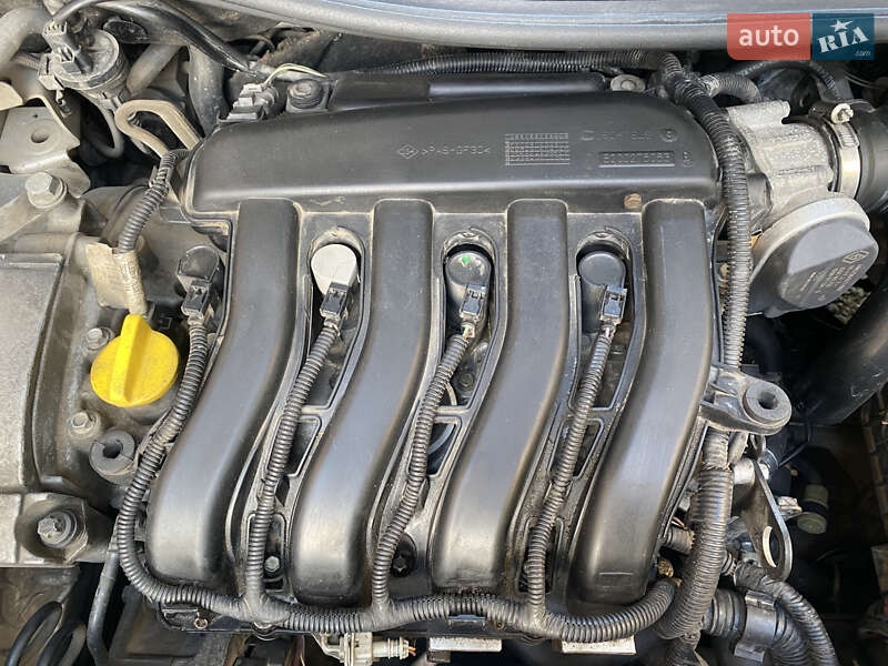 Універсал Renault Megane 2005 в Львові фото 17 Універсал Renault Megane 2005 в Львові