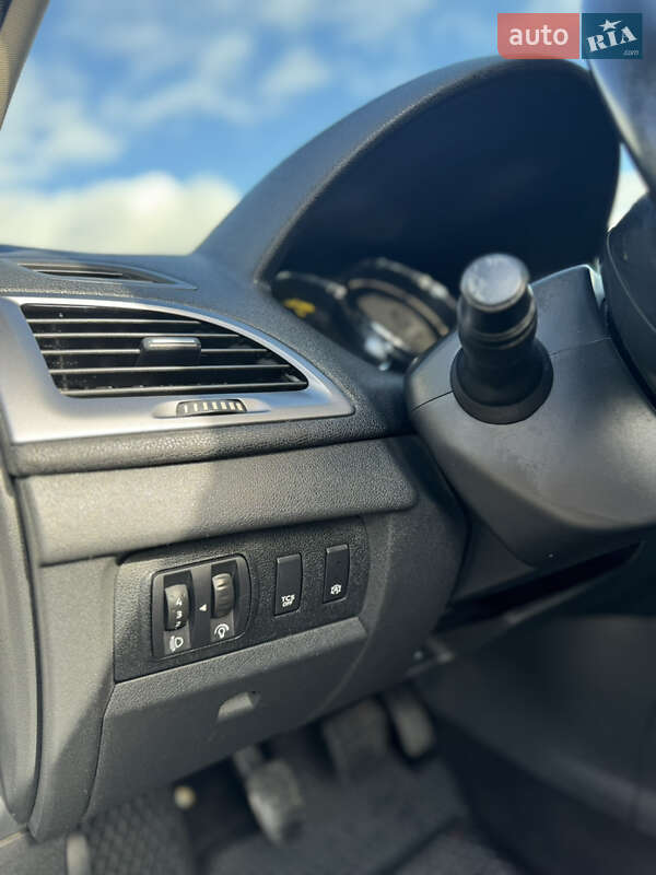 Универсал Renault Megane 2014 в Киеве