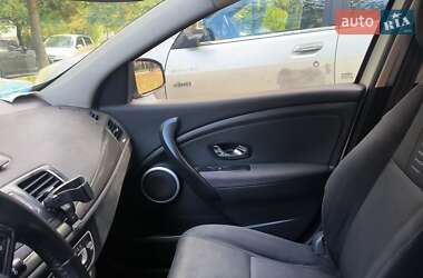 Универсал Renault Megane 2011 в 