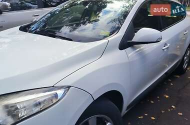 Универсал Renault Megane 2011 в 
