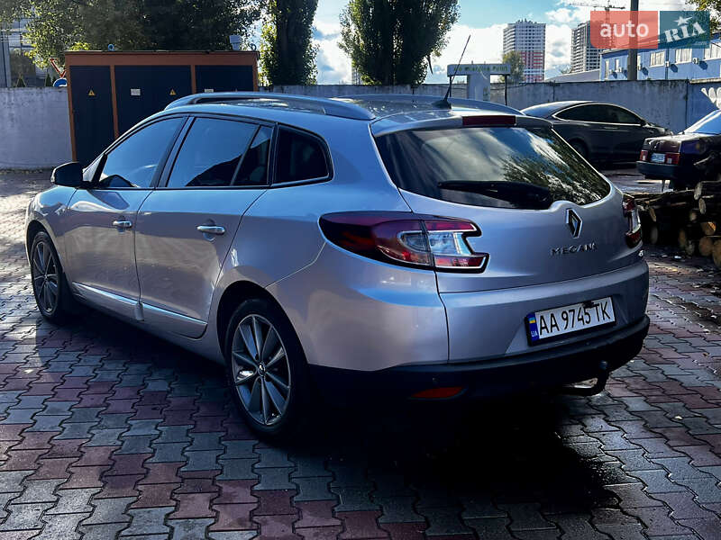 Универсал Renault Megane 2014 в Киеве