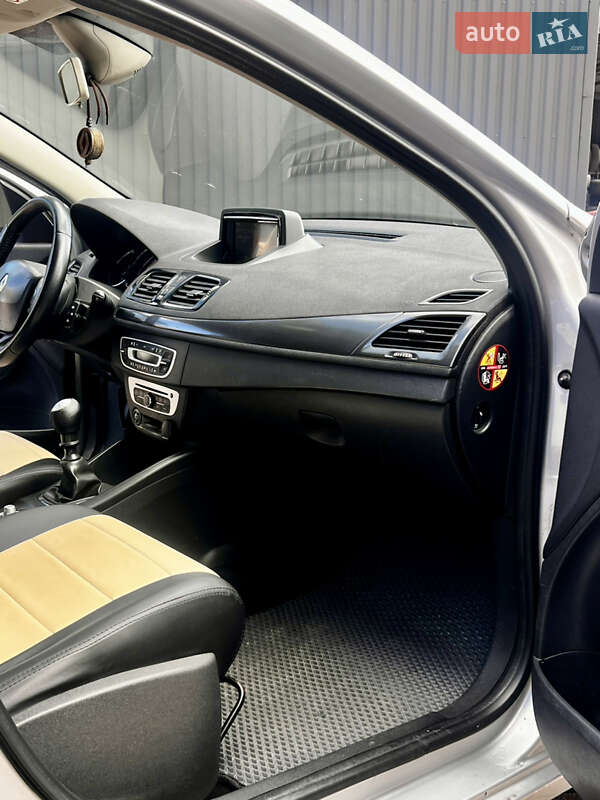 Универсал Renault Megane 2014 в Киеве