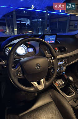 Хэтчбек Renault Megane 2009 в 