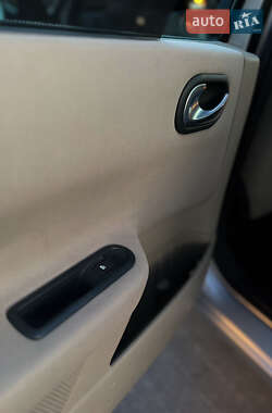 Универсал Renault Megane 2006 в  фото 20 Универсал Renault Megane 2006 в
