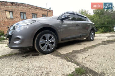 Универсал Renault Megane 2011 в 