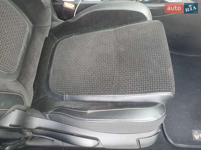 Универсал Renault Megane 2017 в Кременчуге фото 20 Универсал Renault Megane 2017 в Кременчуге