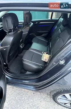 Універсал Renault Megane 2017 в  фото 23 Універсал Renault Megane 2017 в