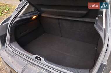Хетчбек Renault Megane 2010 в 