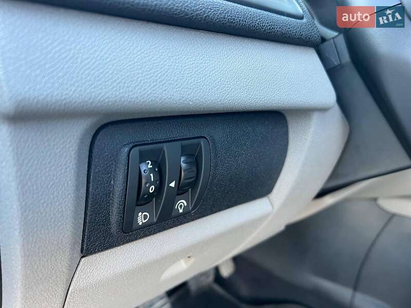 Хетчбек Renault Megane 2009 в Львові фото 19 Хетчбек Renault Megane 2009 в Львові