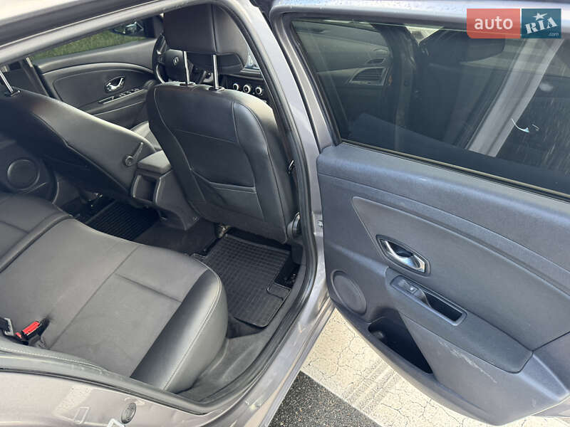 Универсал Renault Megane 2014 в Киеве