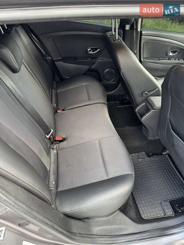 Универсал Renault Megane 2014 в Киеве