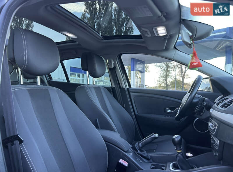 Хетчбек Renault Megane 2009 в Сарнах