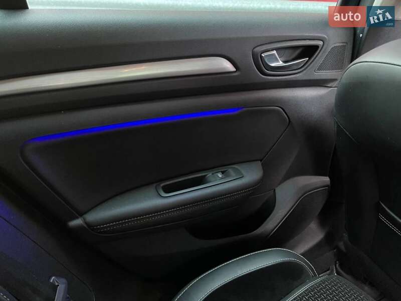 Универсал Renault Megane 2017 в Жовтанцах