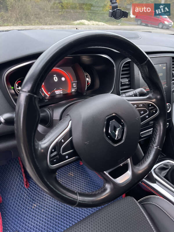 Универсал Renault Megane 2017 в Стрые фото 32 Универсал Renault Megane 2017 в Стрые