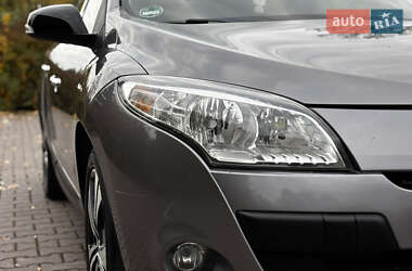 Універсал Renault Megane 2011 в  фото 14 Універсал Renault Megane 2011 в