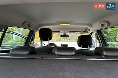 Універсал Renault Megane 2011 в  фото 48 Універсал Renault Megane 2011 в
